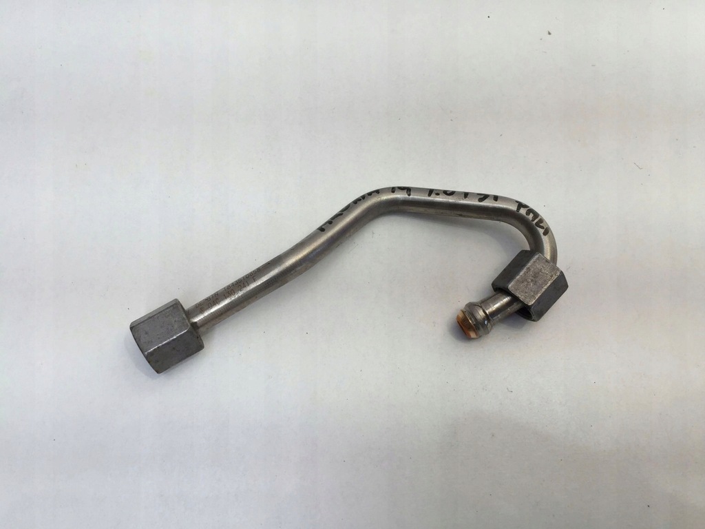 фото №1, Seat arona 2019 труба шланг пального 04c130241f