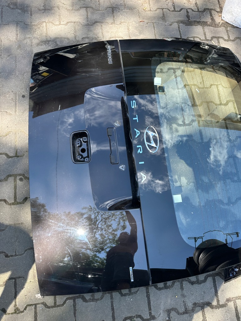 фото №1, Hyundai staria задня кришка багажника скло