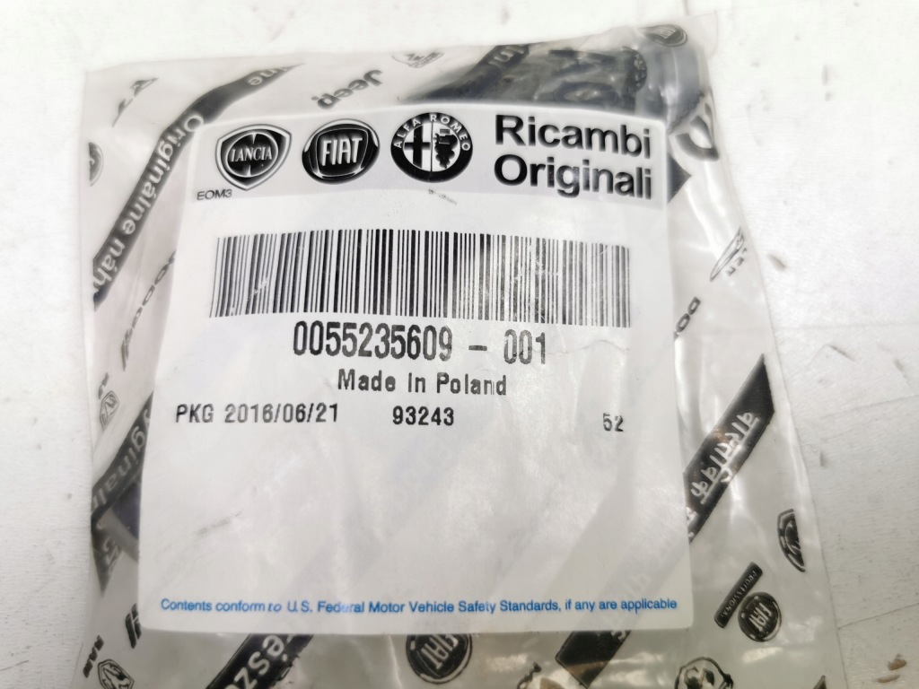 Шланг пабтрубок , турбонагнетатель fiat panda lancia ypsilon оригинальный номер 55235609 Цена