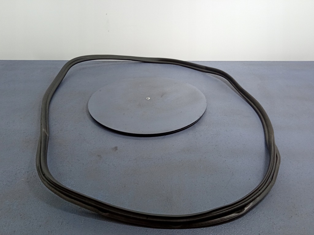 фото №1, Bmw 7 g11 прокладка дверь правый задняя 7336046