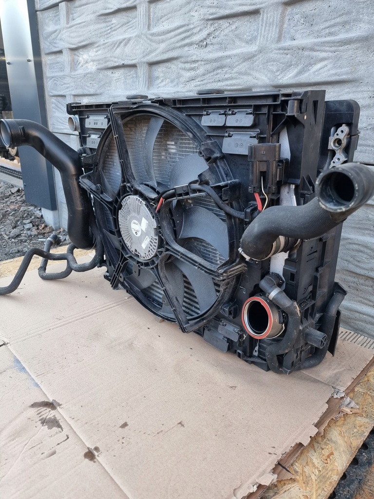 фото №13, Bmw 6 f06 f12 f13 комплект радиатор с корпус 4.4 b 650i