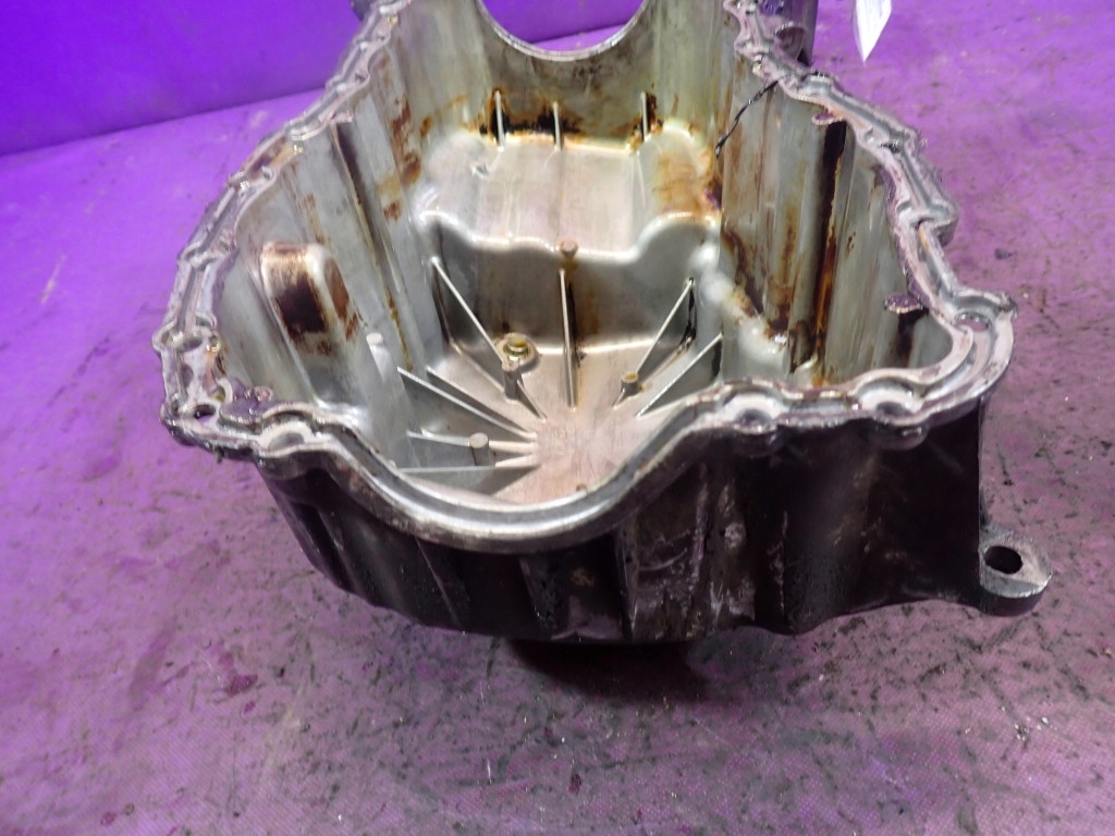 Renault megane 1 99-03 1.4 k4j710 піддон масляна в Україні