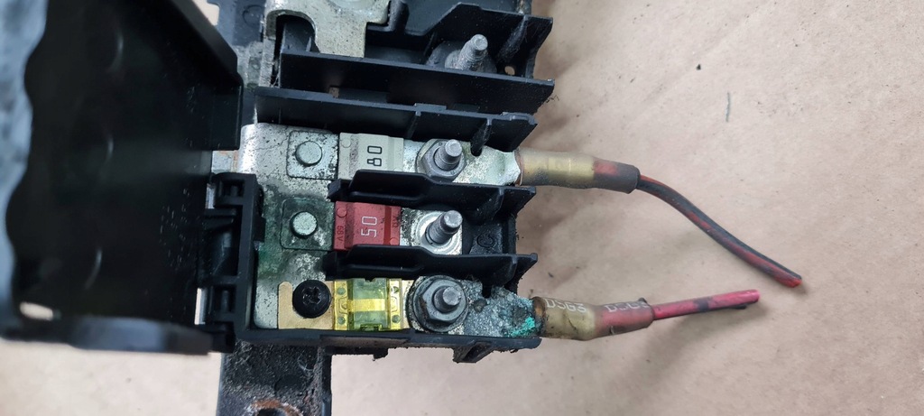 фото №6, A4 b9 8w клемма plus распределитель тока 8w0941823 a5 8w