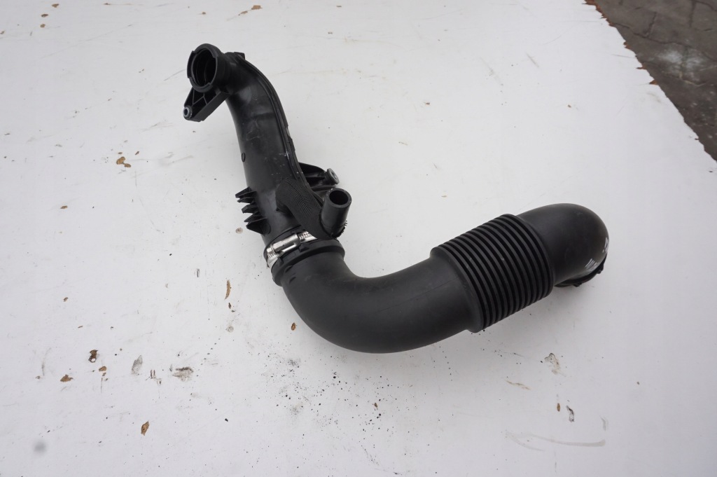 фото №1, Труба шланг 165752889r renault trafic 3 iii 1.6 dci