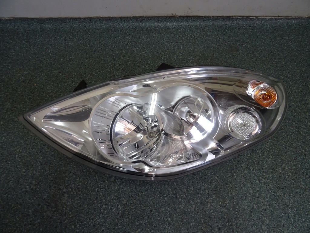 фото №1, Renault master iii opel movano b лампа ліва передня eu оригінальний номер 260600049r