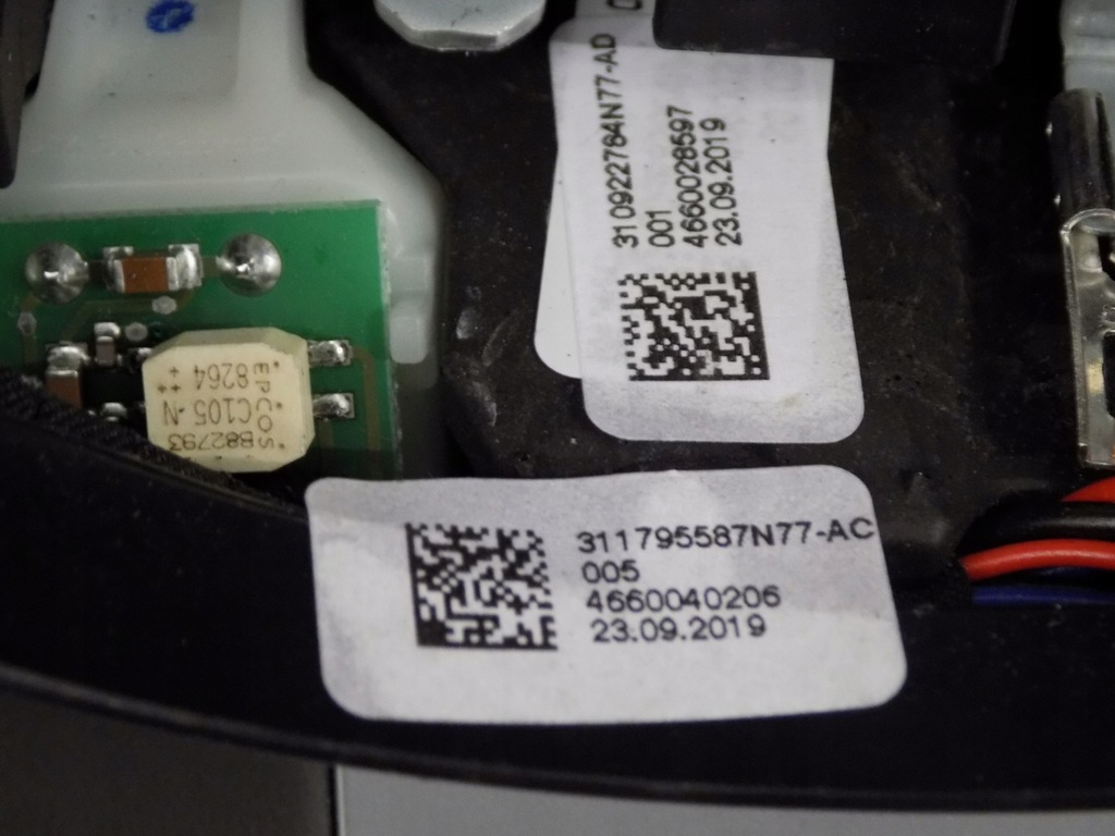 фото №7, Bmw 8 g16 воздуховод m-pakiet лепестки переключения