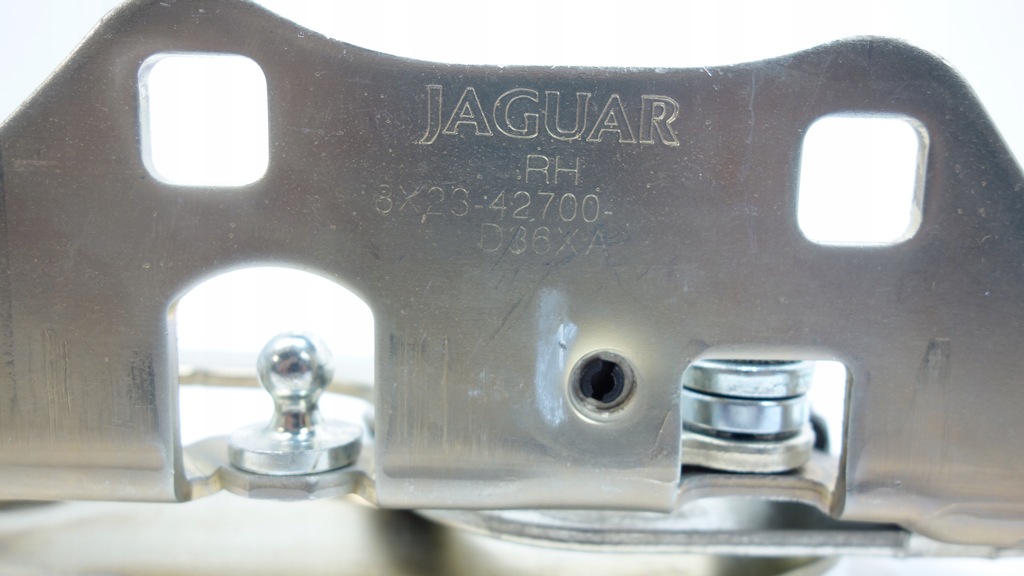 фото №5, Петля крышки багажника правый jaguar f-pace xf 8x23-42700-d36xa