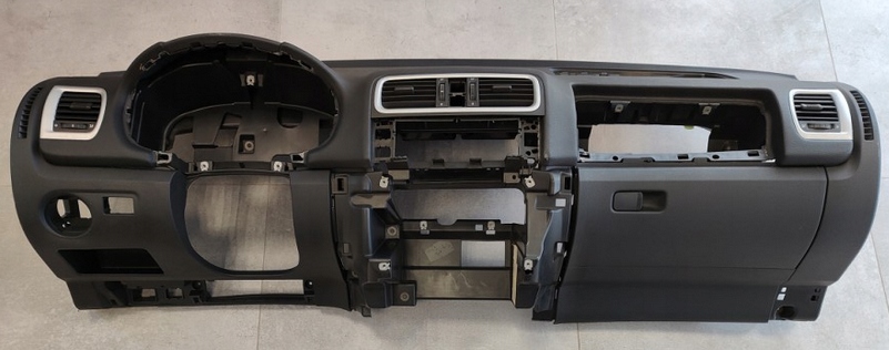 фото №1, Roomster praktik 2012 r-konsola