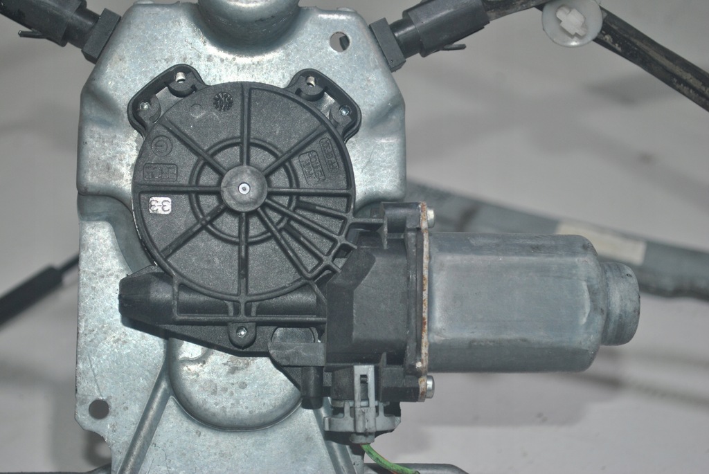 фото №4, Подъемник стекло правый перед renault clio iii