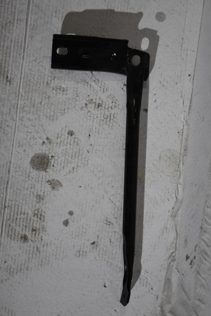 Купити Idealna розпірка задня права mercedes w167 1