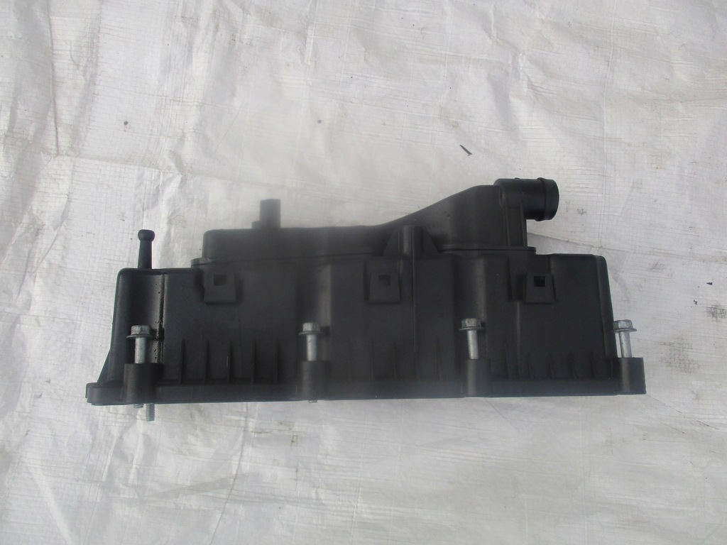 фото №2, Кришка клапанів jaguar xe range rover evoque 2.0d