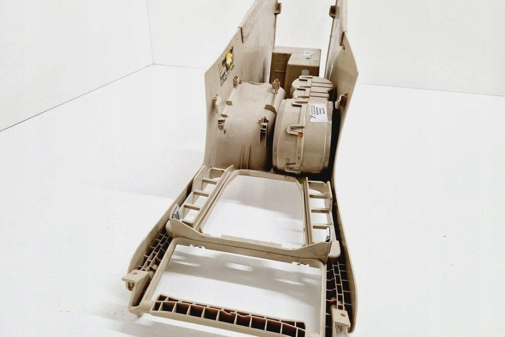 фото №11, Консоль панель приладів skoda superb i 3u4 3t0862531 1.97l дизель 2009