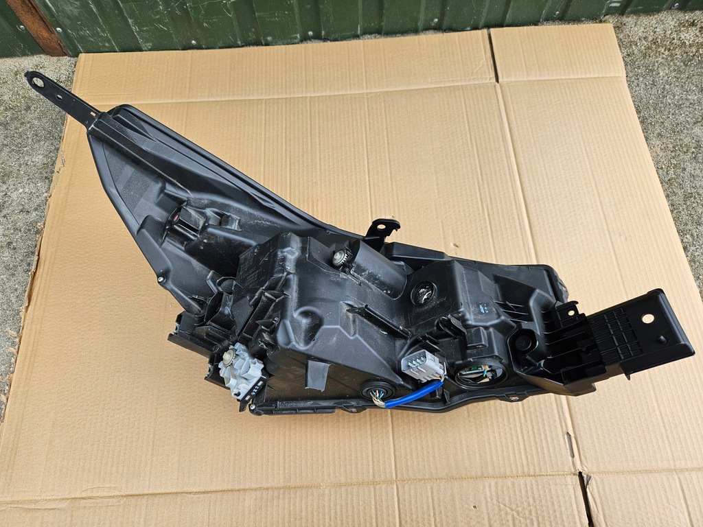 фото №7, Subaru forester v 5 лампа левый перед full led