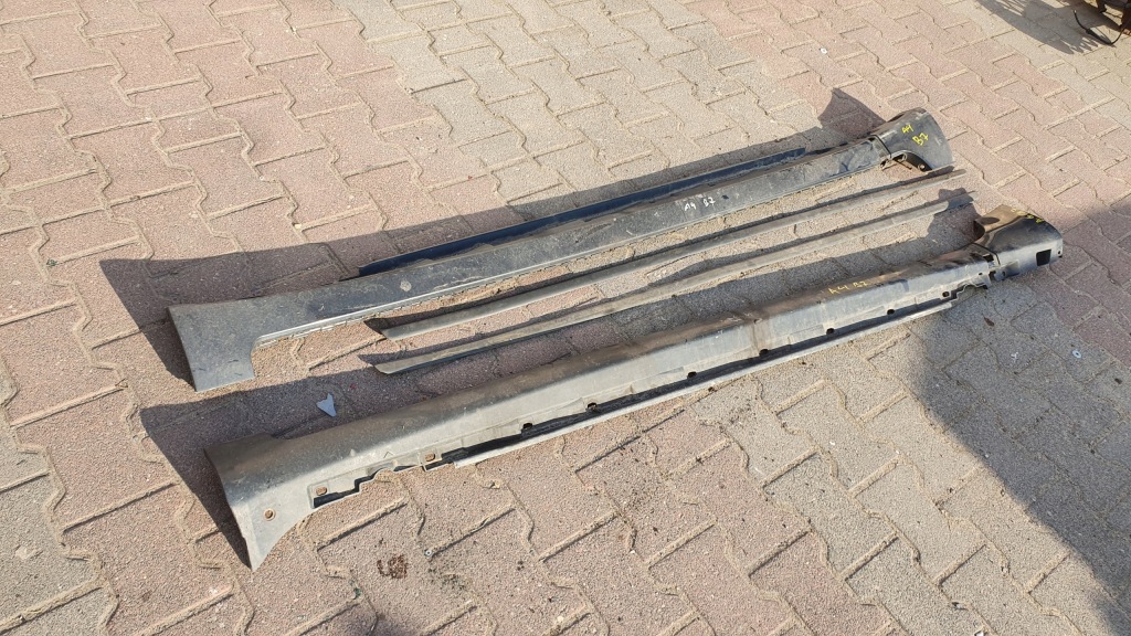 фото №1, Молдинг поріг права ліва audi a4 b7 kombi