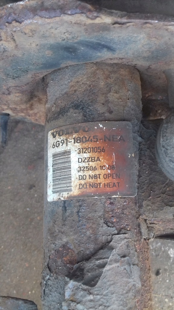 фото №9, Амортизационная стойка поворотный кулак правый volvo s80 ii