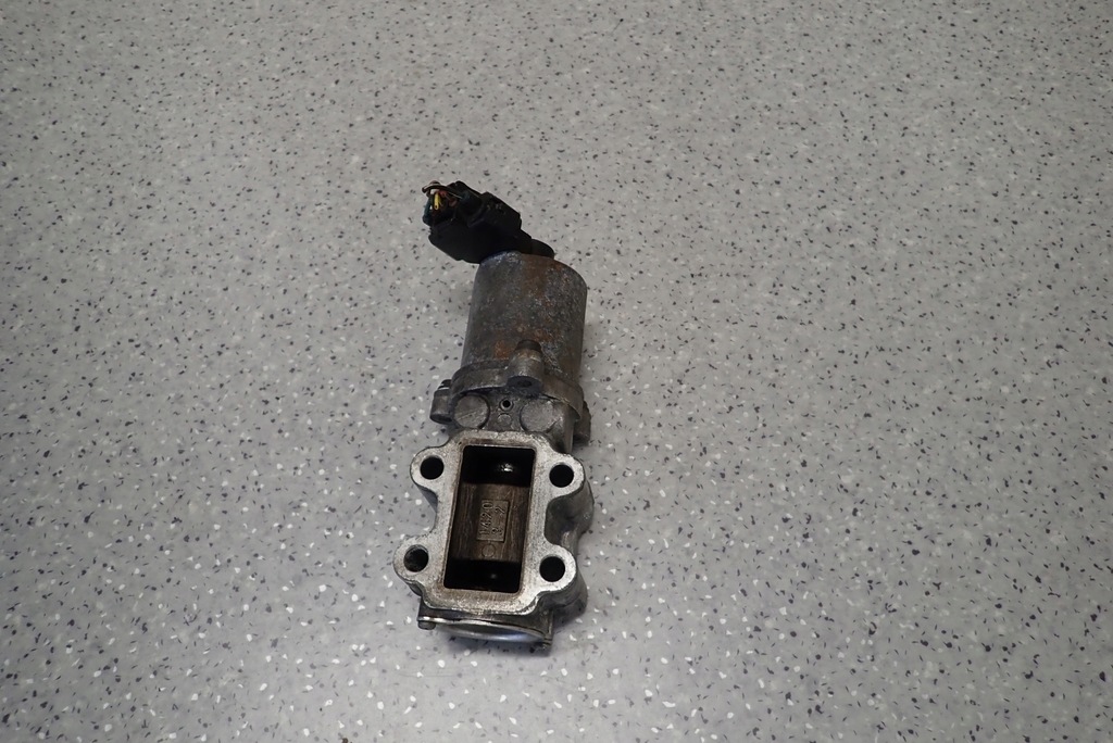 фото №4, Toyota corolla verso avensis 04- 2.2 2,0 клапан egr