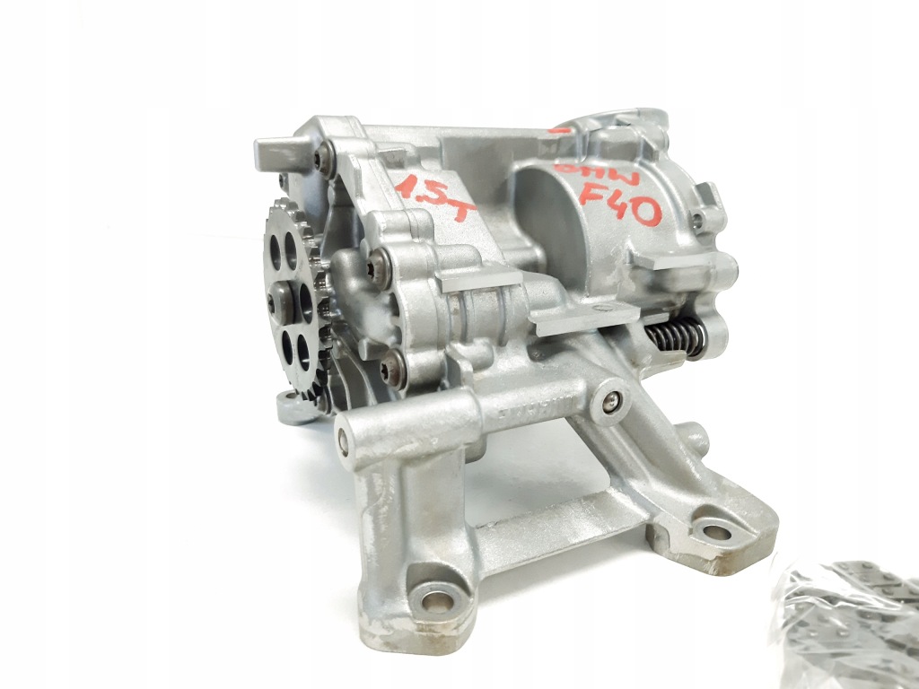 фото №6, Bmw f40 seria 1 насос масла b38a15f 8631810