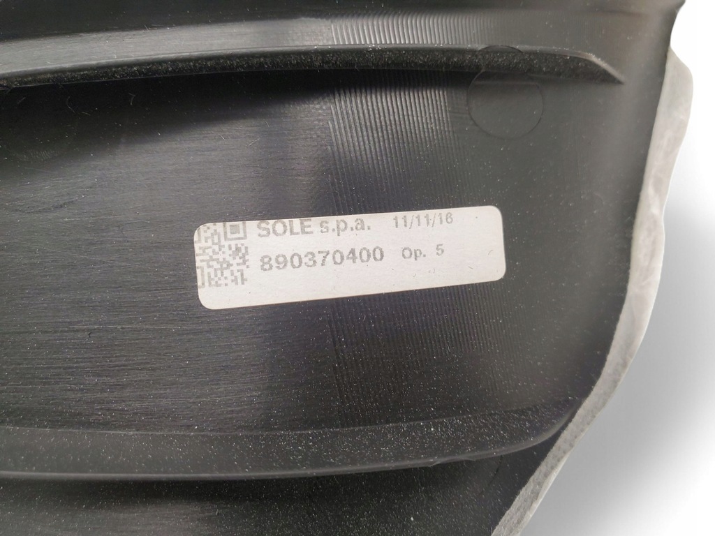 фото №9, Maserati levante 890370400 перед сторона левая пороги