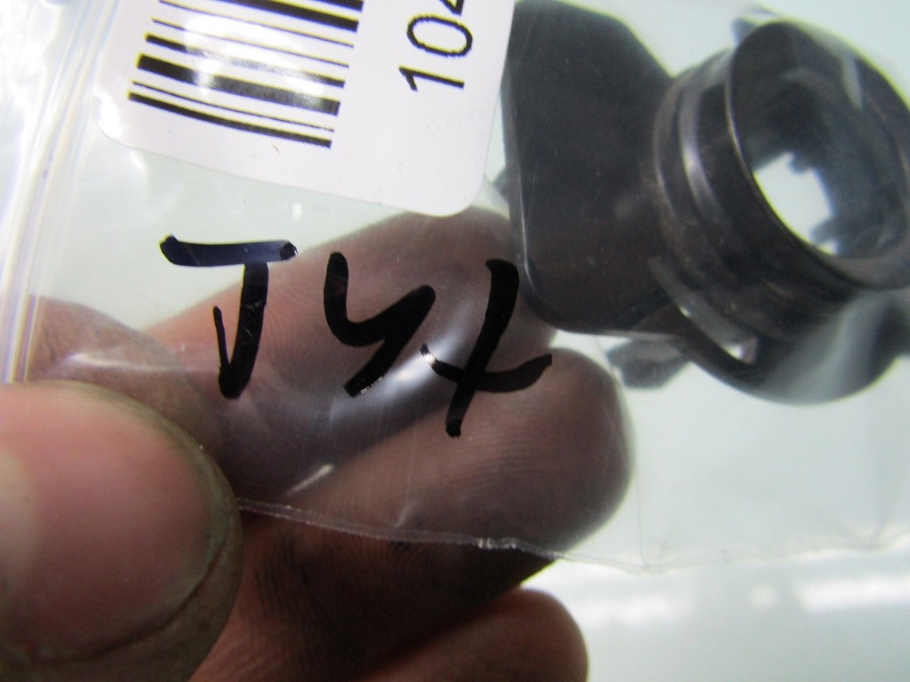 фото №7, Mazda mx-30 21r цоколь рамка датчика паркування pdc заднього задня 67uc5dn4k