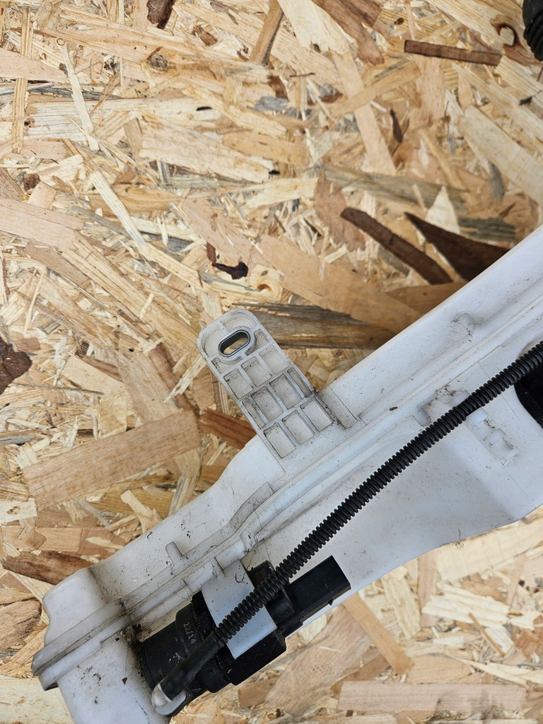 фото №11, Бачок омивача a7 a6 c7 4g1955462