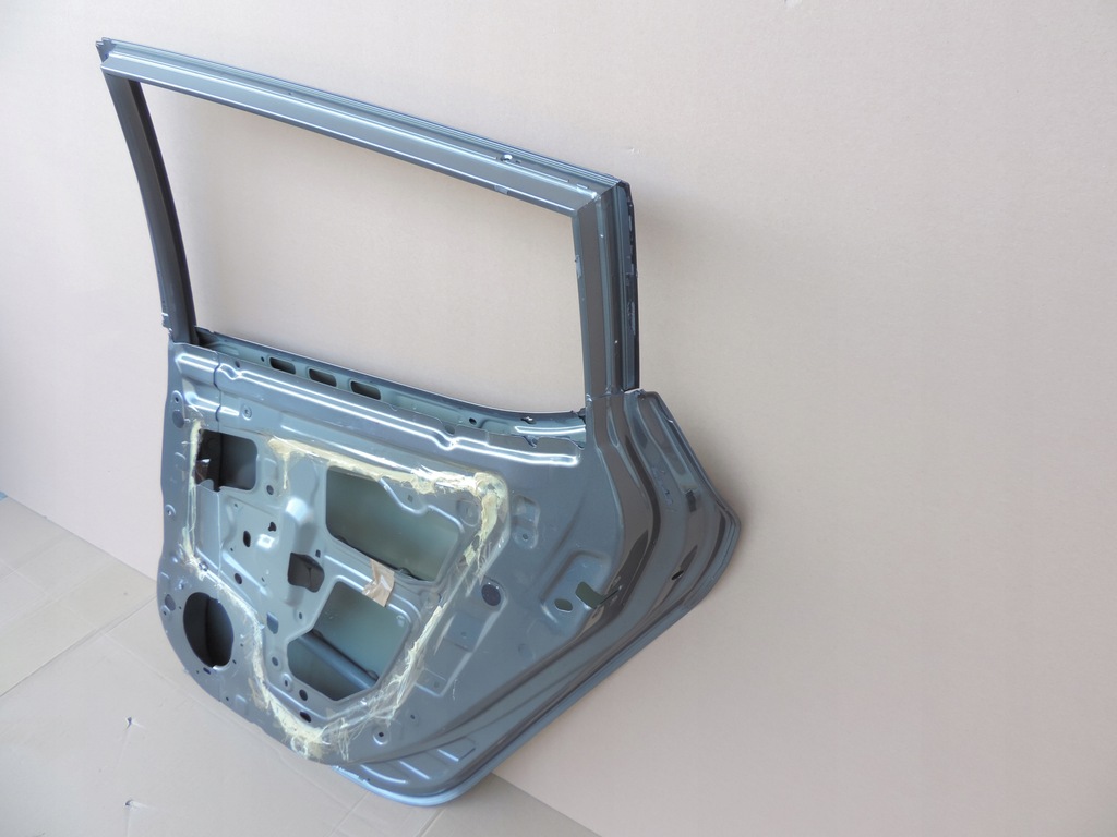 фото №13, Nissan leaf ii 2017 2018 дверь задние правое