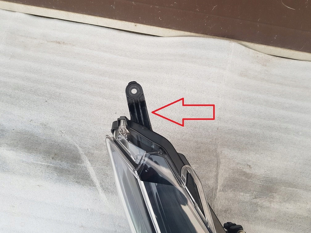 фото №6, Лампа передняя правая full led toyota corolla cross full led