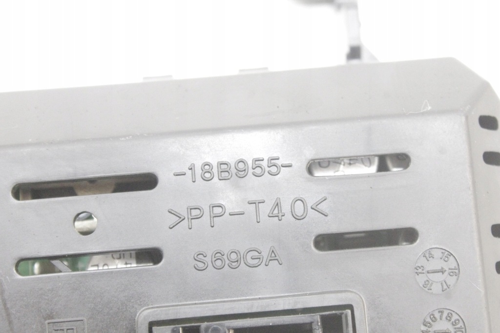 фото №8, Экран навигации ford ecosport f1bt18b955la 1.0l бензиновый 92kw 2017