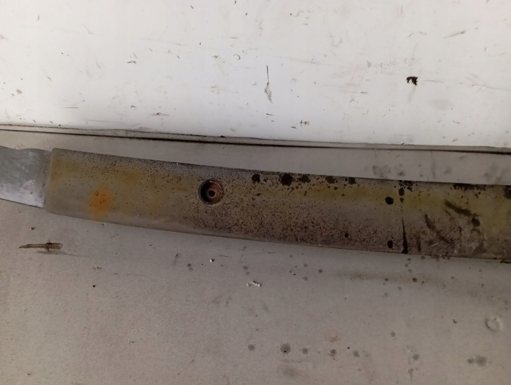 фото №8, Бампер задняя балка vw t4 caravelle multiwan 701807311