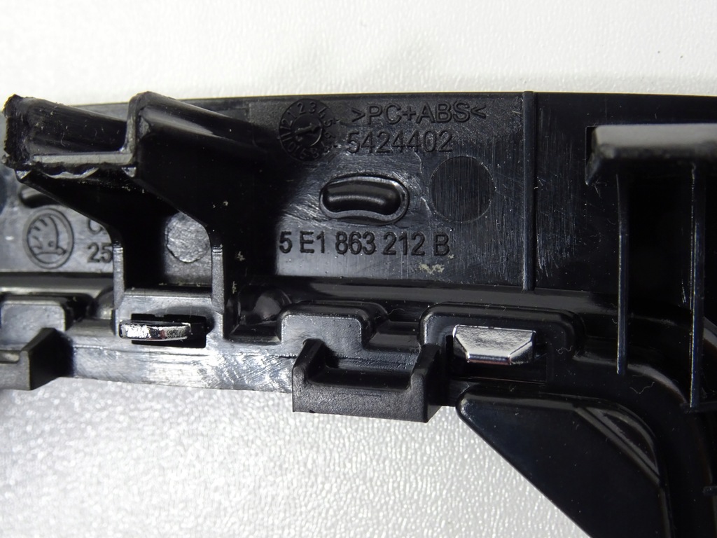 фото №9, Octavia iii lift рамка домкрата перемикання передач 5e1863212j