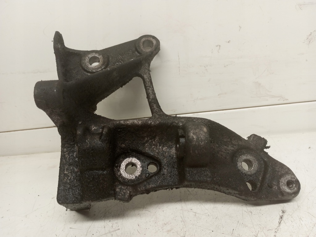 Купить Mondeo mk5 2.0 hybrid кронштейн генератора 9653249480