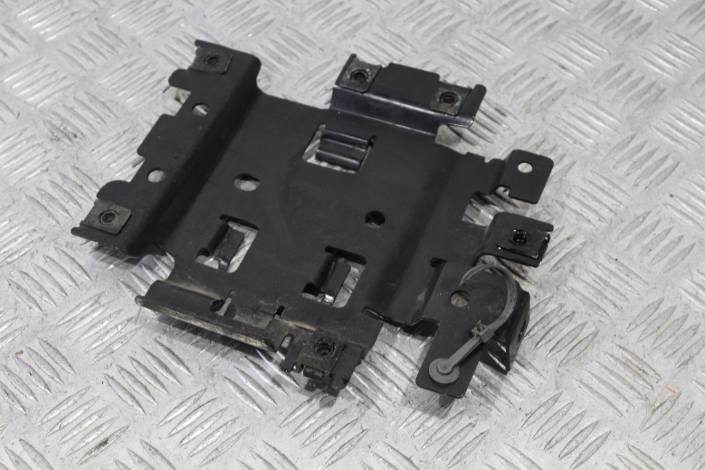 фото №1, Направляющая компьютер jeep grand cherokee wk2