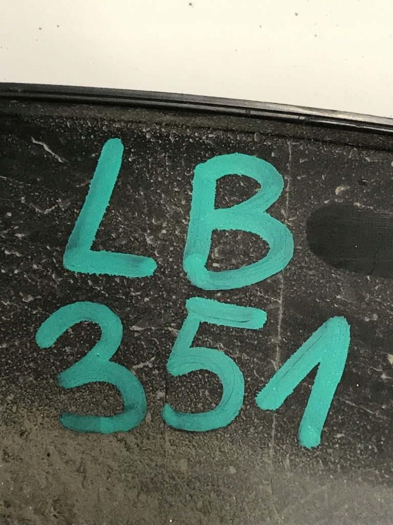 фото №13, Молдинг правая задняя ford mustang lj8b-r286d02-aew