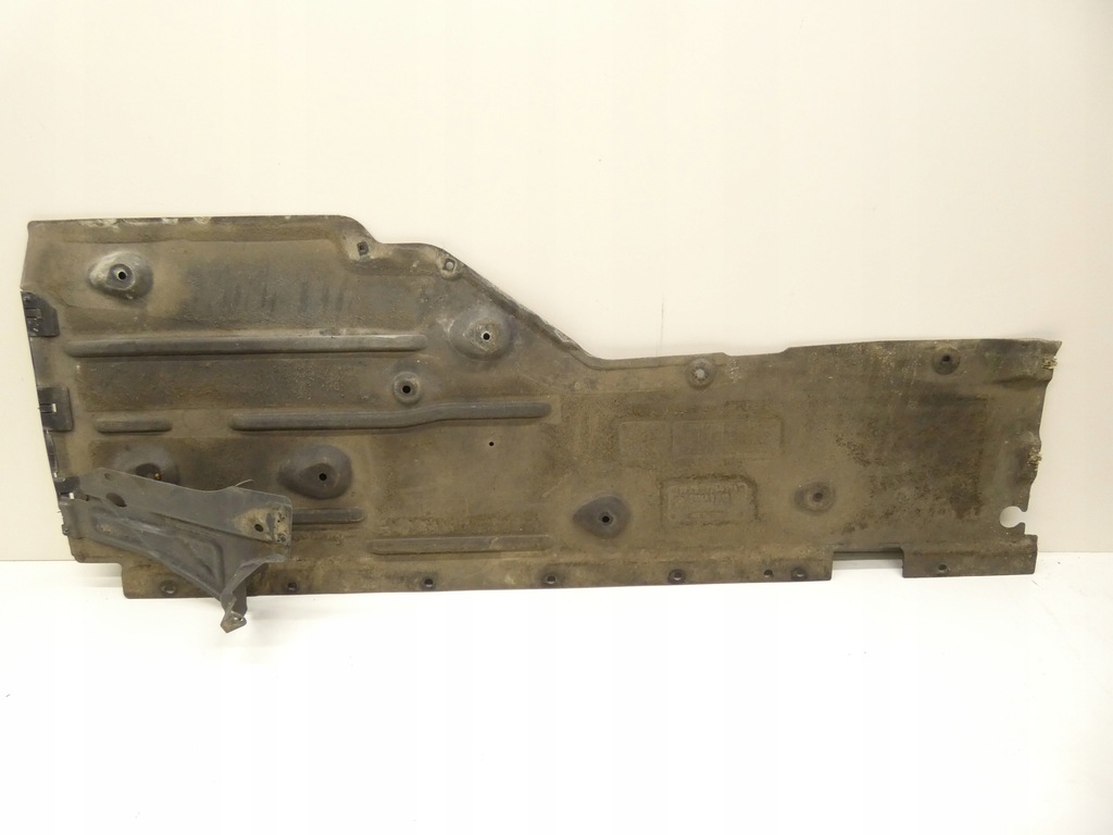 фото №1, Bmw x1 e84 захист підвіска права підлога