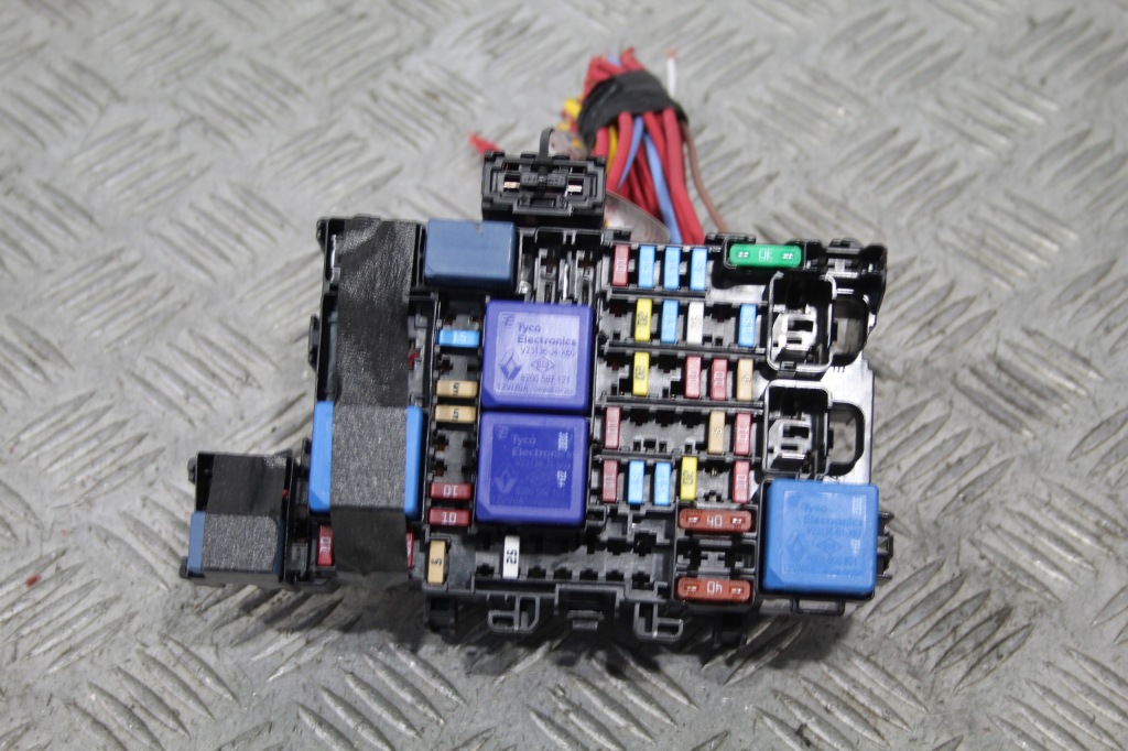 фото №1, Коробка запобіжників trafic iv 4 iii 3 lift 2022