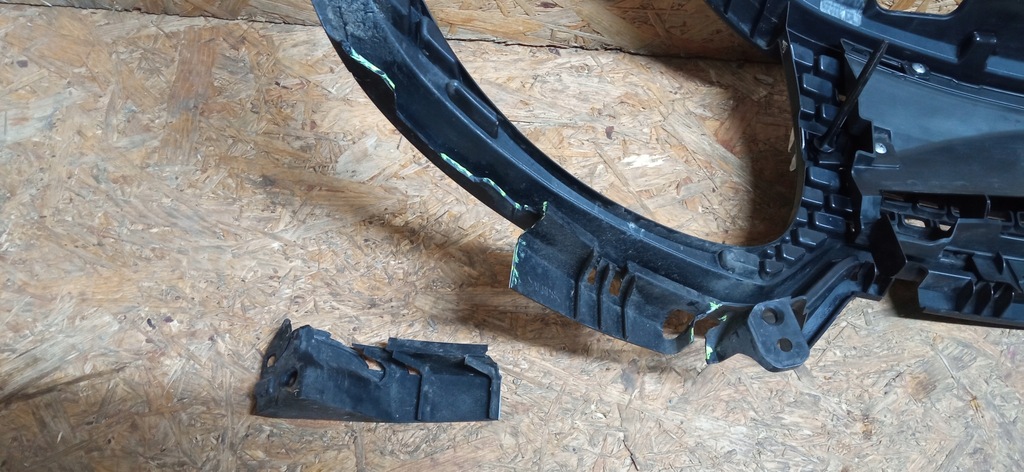 фото №11, Suzuki ignis iii 3 16- решітка радіатора решітка радіатора решітка бампера перед 72111-62r0