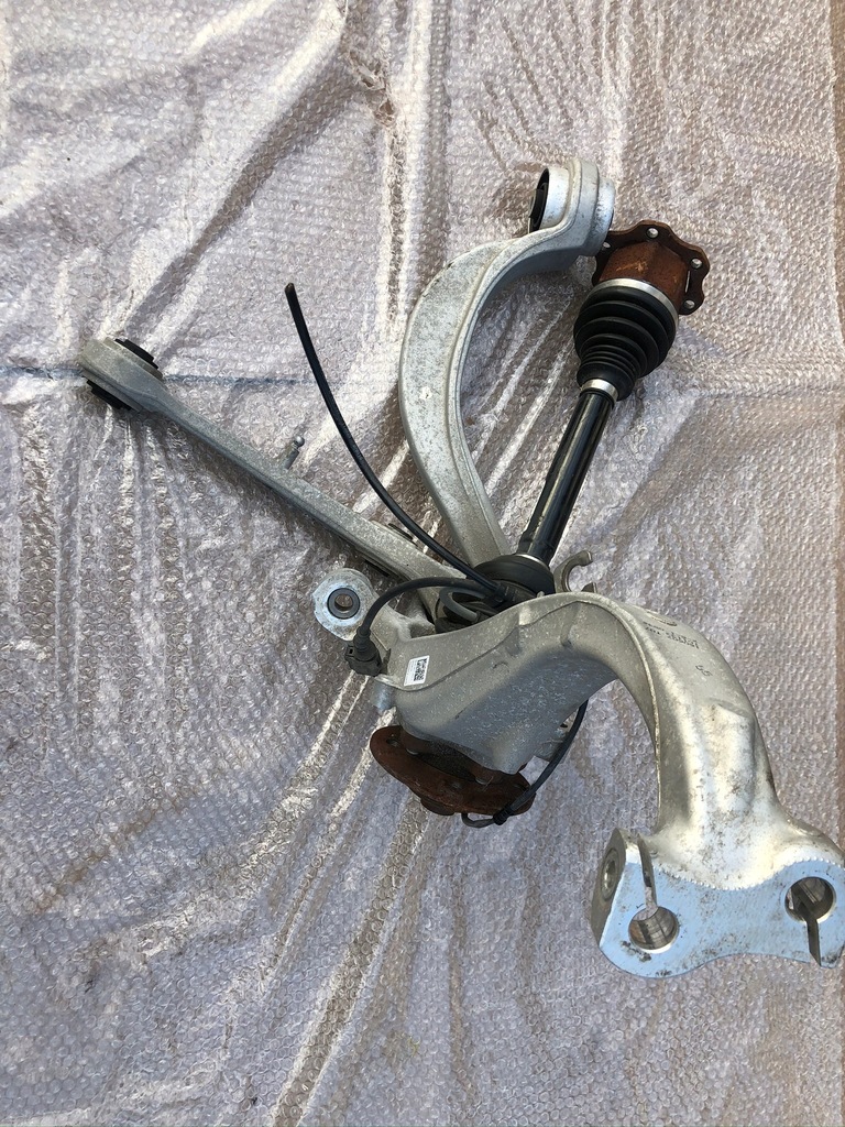 фото №12, Audi a8 d4 lift 4,0 tfsi поворотний кулак передня права 68 km важелі верхній