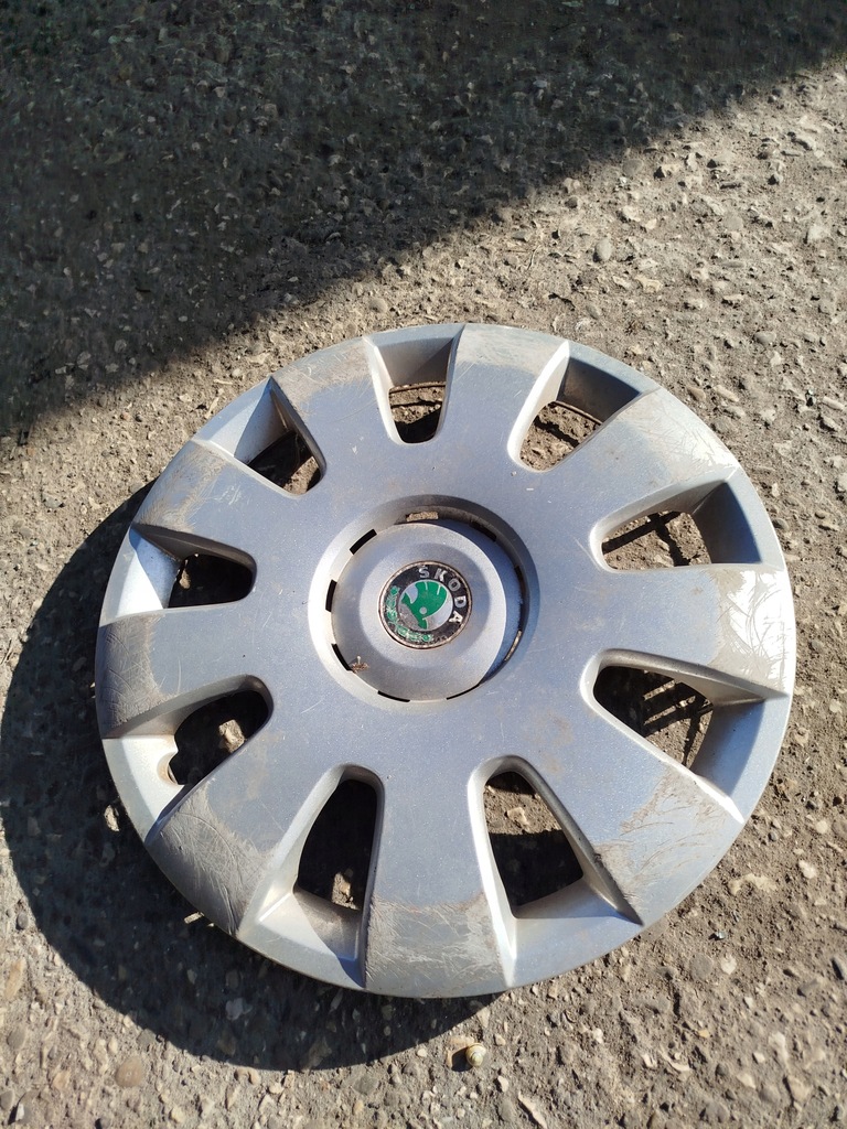 фото №1, Колпак r15 skoda octavia 1z0601147
