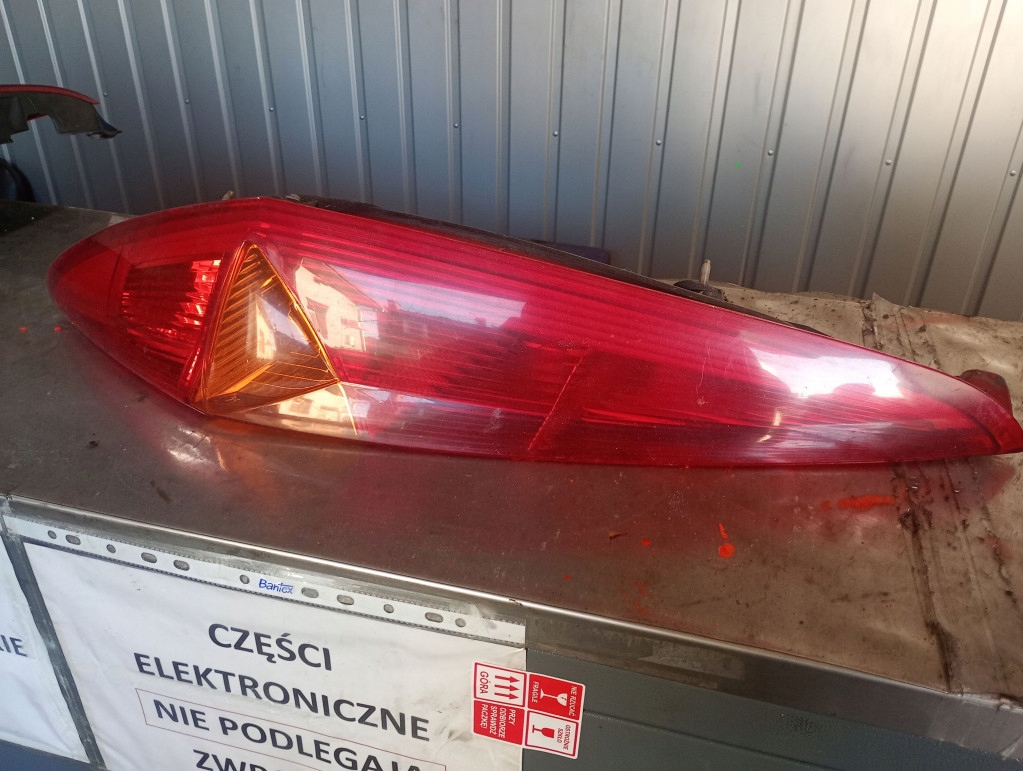 фото №1, Fiat punto ii 2 лампа задня задня ліва