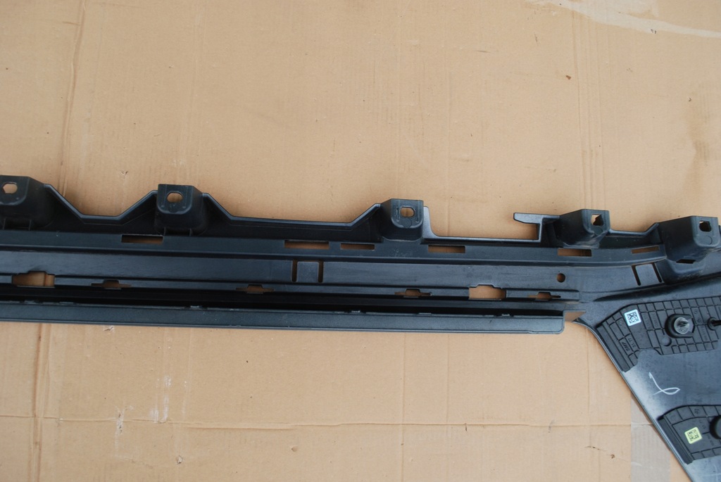 фото №13, Молдинг поріг права bmw i4 g26 e drive 20- i-4 51777490700