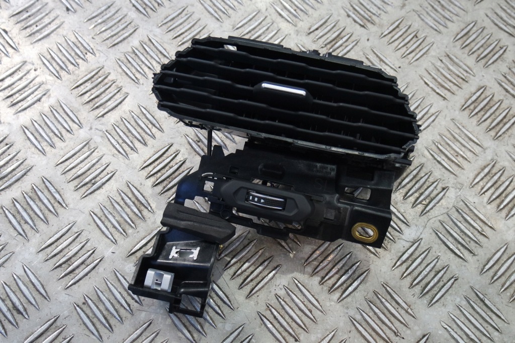 фото №1, Решітка обдув lamborghini urus 4ml820901b