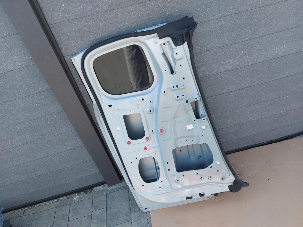 фото №12, Дверь левая задние левый задняя mazda mx30