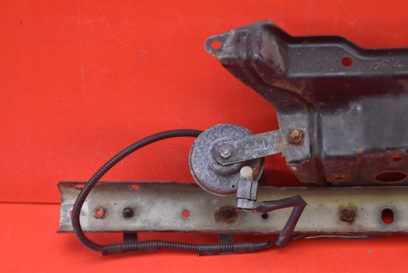 фото №11, Pas передний усилитель suzuki grand vitara 2 ii 05-14