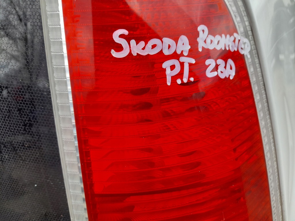 фото №7, Skoda roomster praktik лампа правий задня права задня