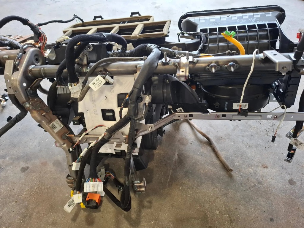 фото №5, Hyundai i30 iii 17-22r 1.6 crdi каркас консоли отопитель 84410-g4050