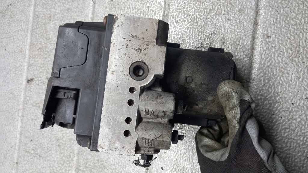 фото №4, Насос abs audi a4 b5 96r sedan