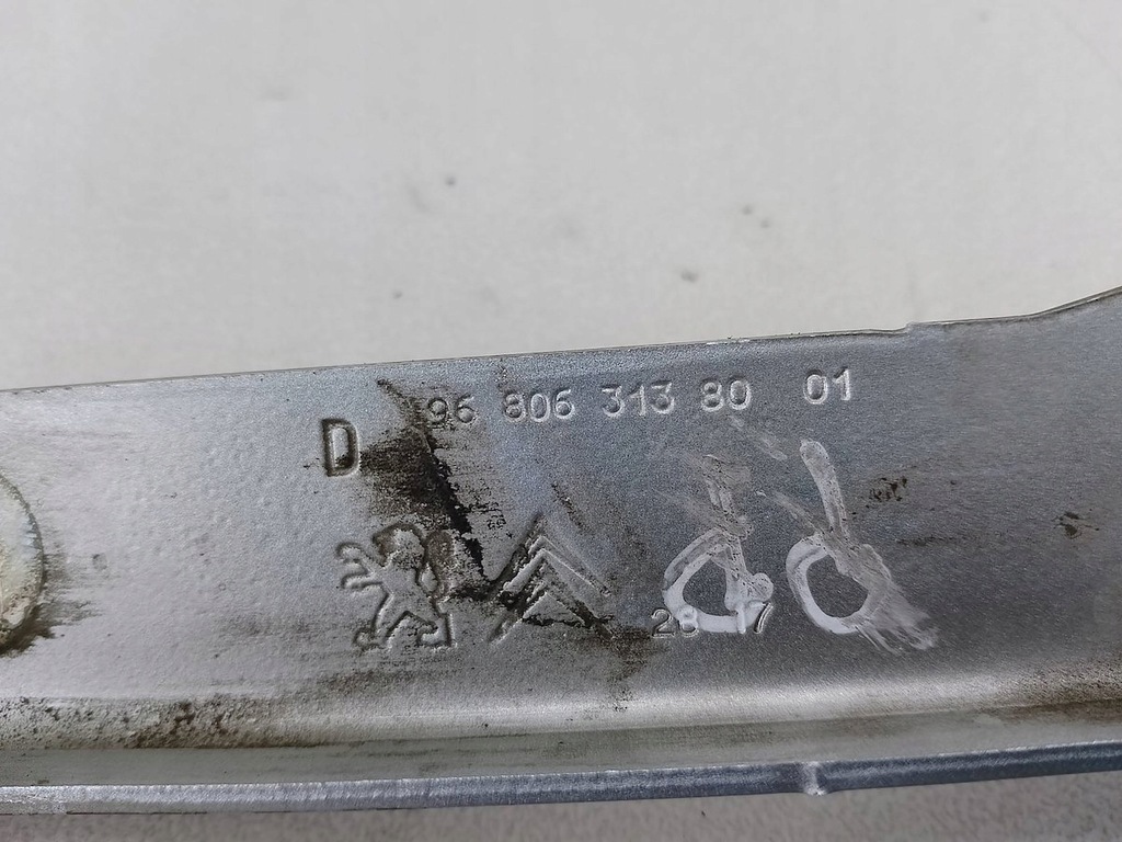 фото №6, Петлі капот комплект citroen berlingo ii 9680631380 9680631480