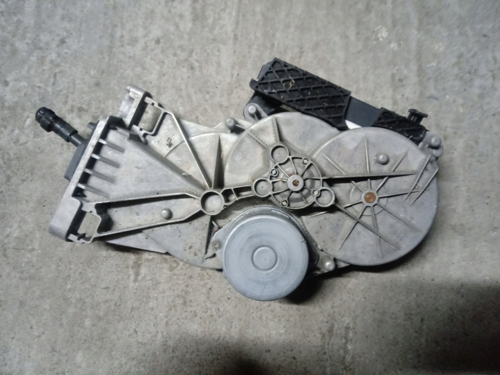 фото №5, Mercedes x253 w253 glc механизм крышки багажника модуль привод