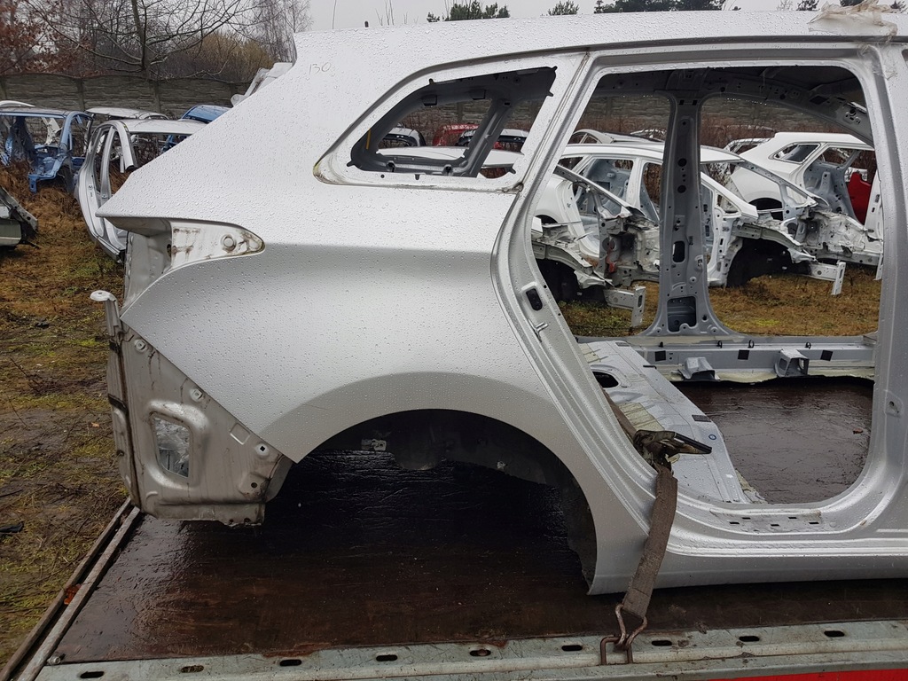 фото №1, Hyundai i30 ii kombi чверть крила правий задня 2012-