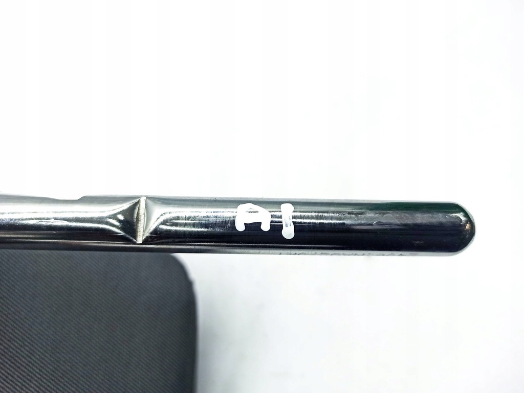 фото №13, Audi a1 2024 подголовники