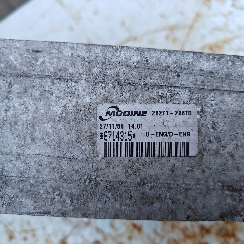 Інтеркулер kia ceed hyundai i30 1.6 2.0 crdi 2006-2012 28271-2a610 в Україні